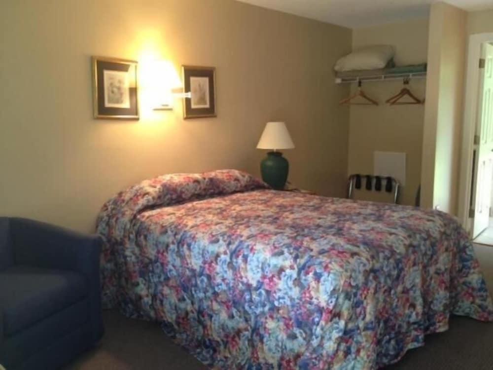 Attitash Motel photo 11