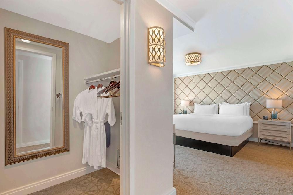 Hilton Virginia Beach Oceanfront photo 53