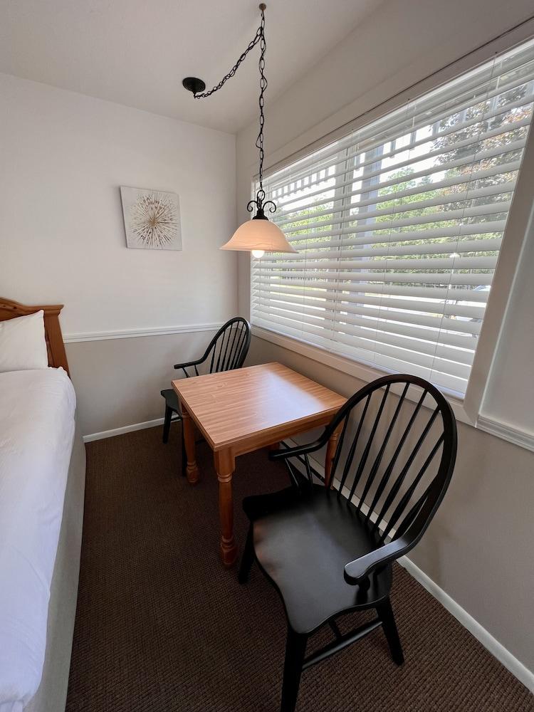 Main Street Motel photo 5