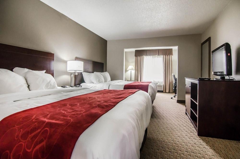 Quality Suites St. Joseph photo 14