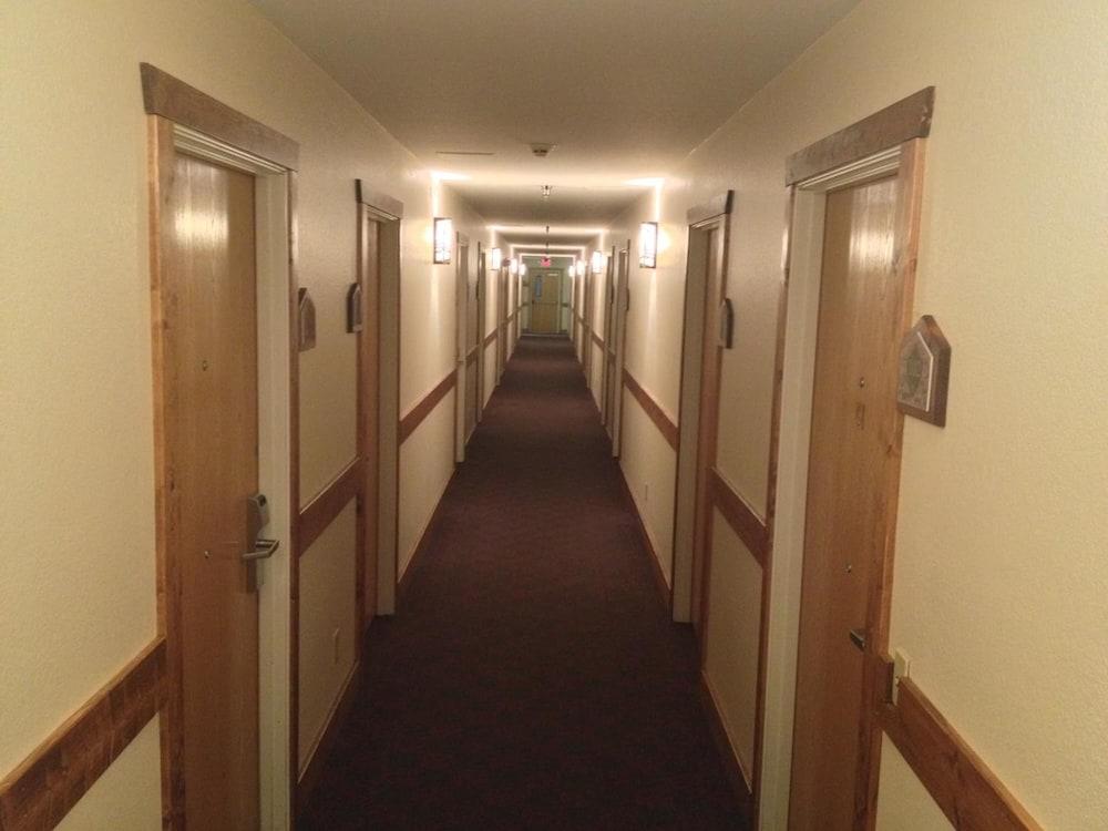 Reid Ridge Lodge photo 37