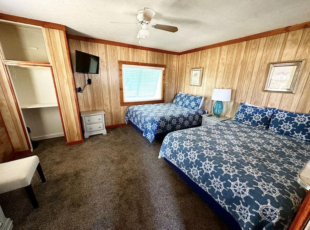 SandSpur Ocean Cottages photo 30