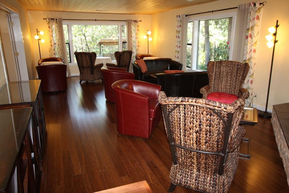 The Inn at Shasta Lake photo 6