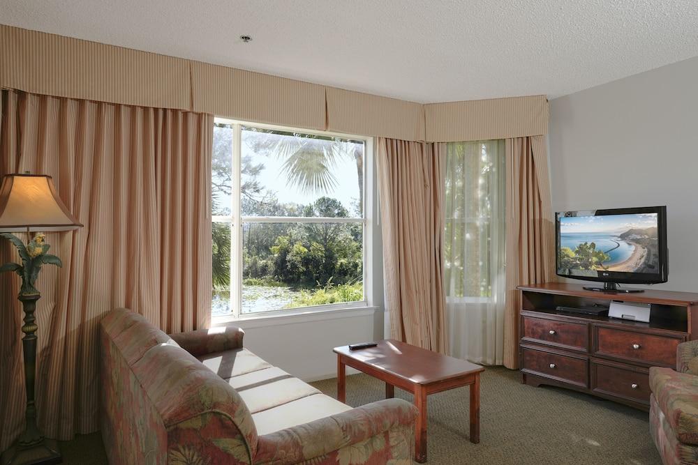 Parc Corniche Condominium Suite Hotel photo 20