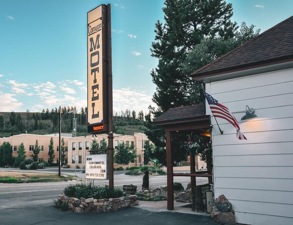 Canyon Motel photo 19