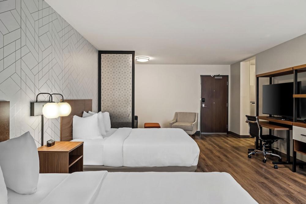 Everhome Suites Rochester Greece photo 19