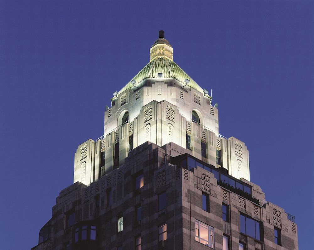 The Carlyle, A Rosewood Hotel photo 57