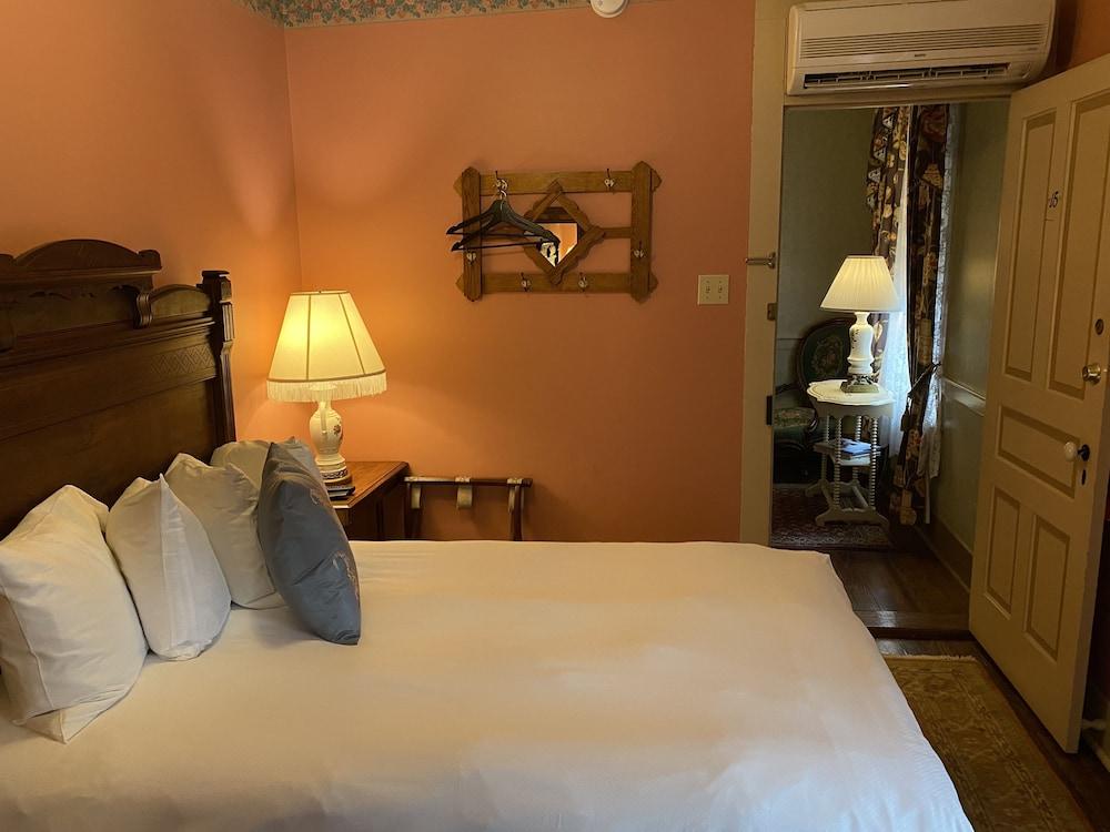 Atlantic Hotel photo 22