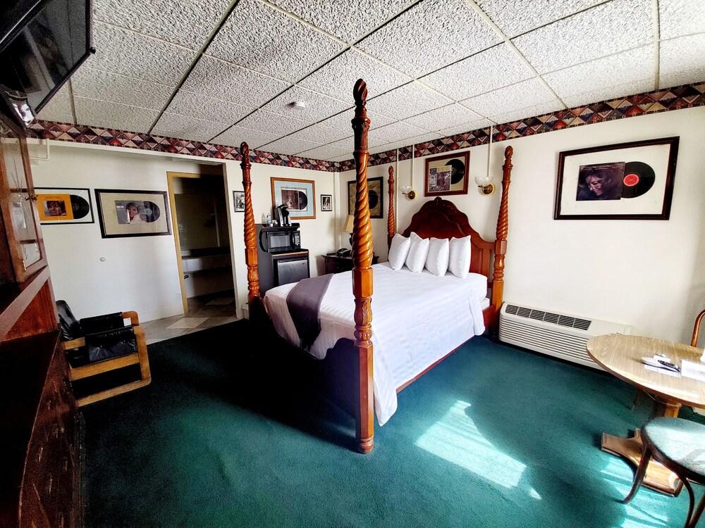Hotel Nevada photo 16
