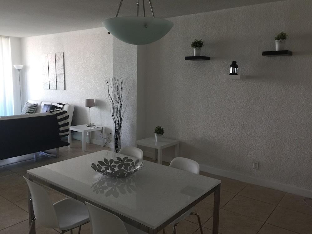 Beach Apartments Hollywood photo 28