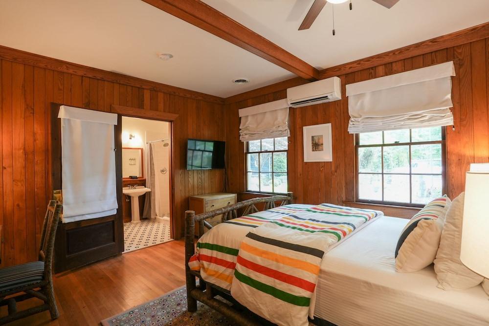The Lodge on Lake Lure photo 7