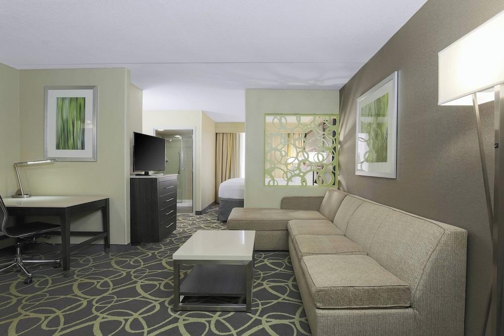 Springhill Suites Marriott Quail Springs photo 24