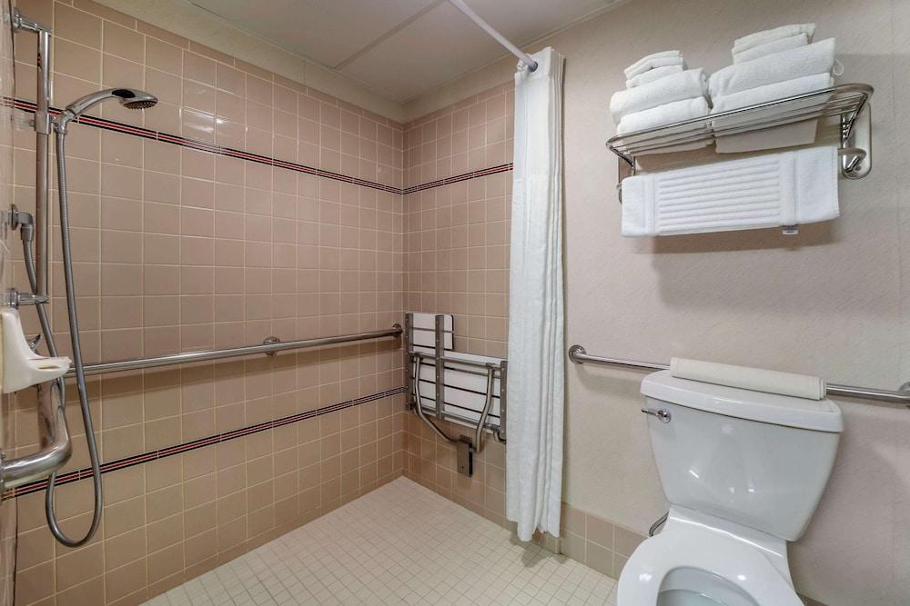 Comfort Inn Eureka photo 22