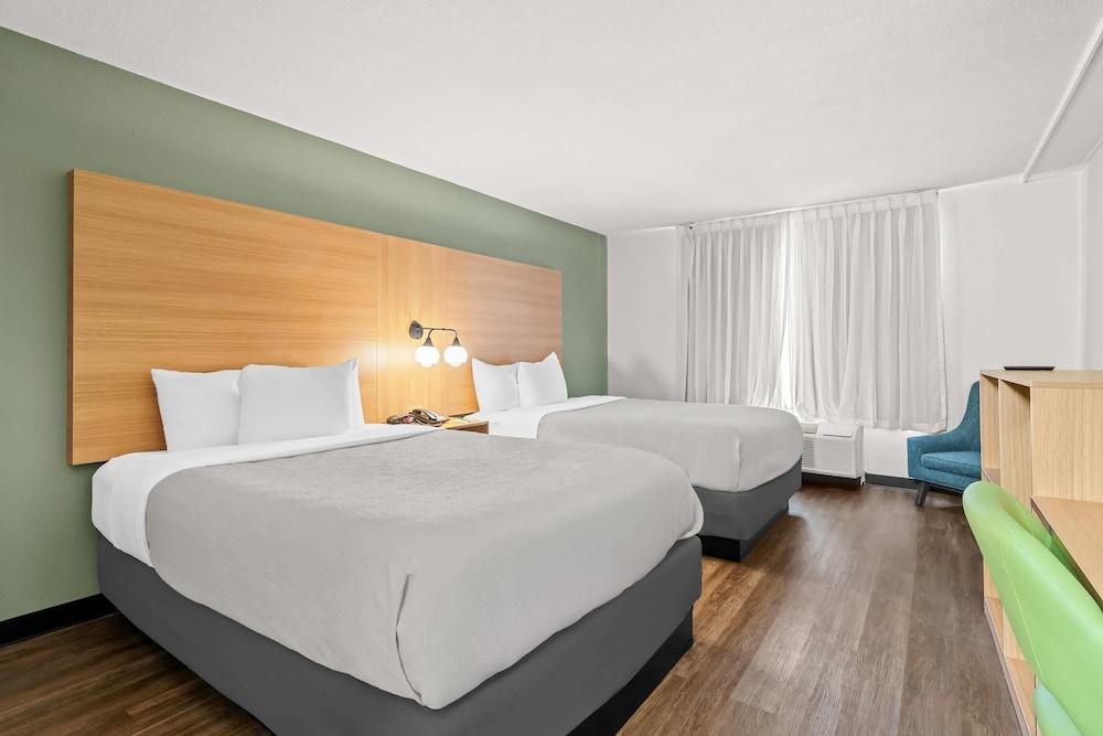 Quality Inn Orlando Near International Drive photo 40