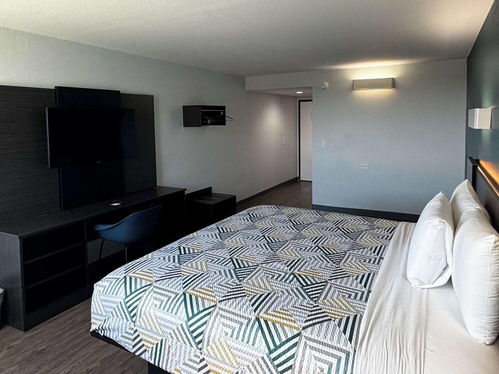 Motel 6 Carson, CA photo 8