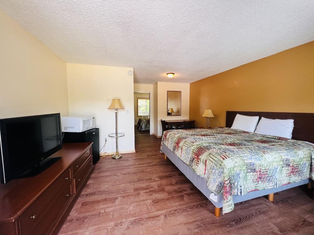 Countryside Inn photo 21