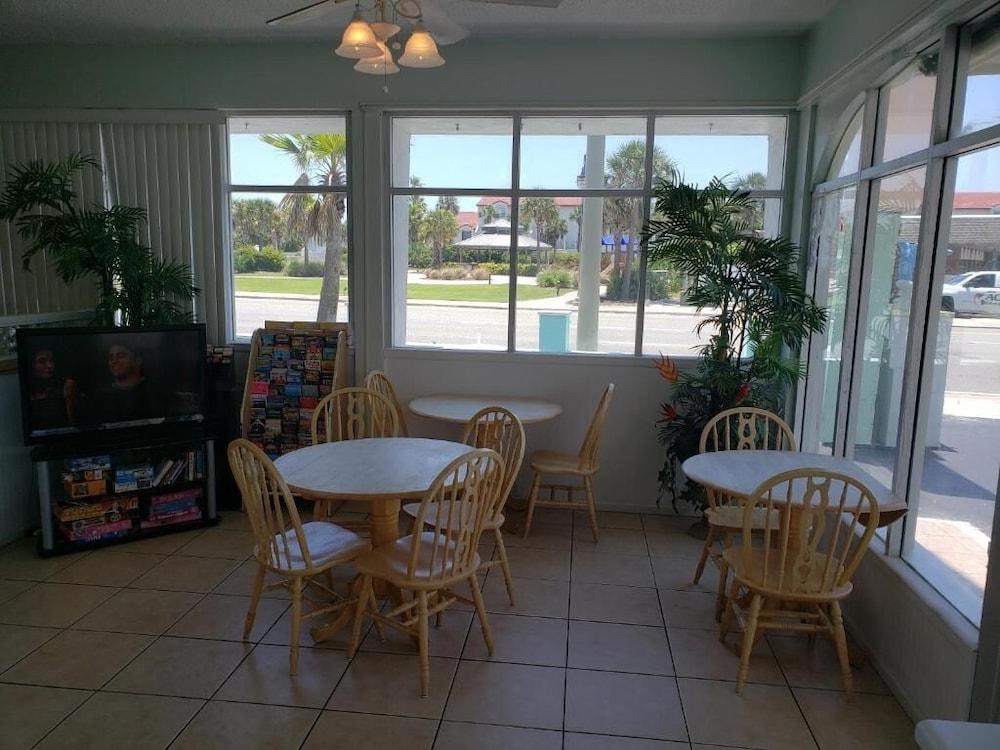 The Seascape Inn photo 31