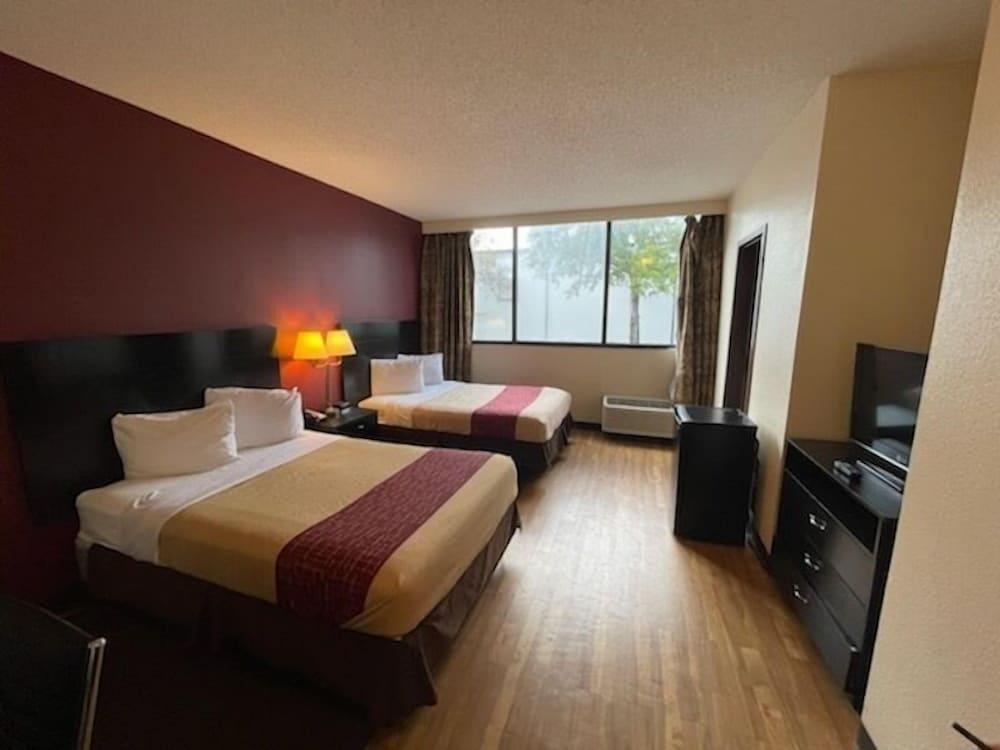 Tropical Palms Hotel photo 14