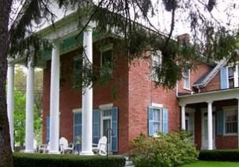 Federal House Inn photo 13