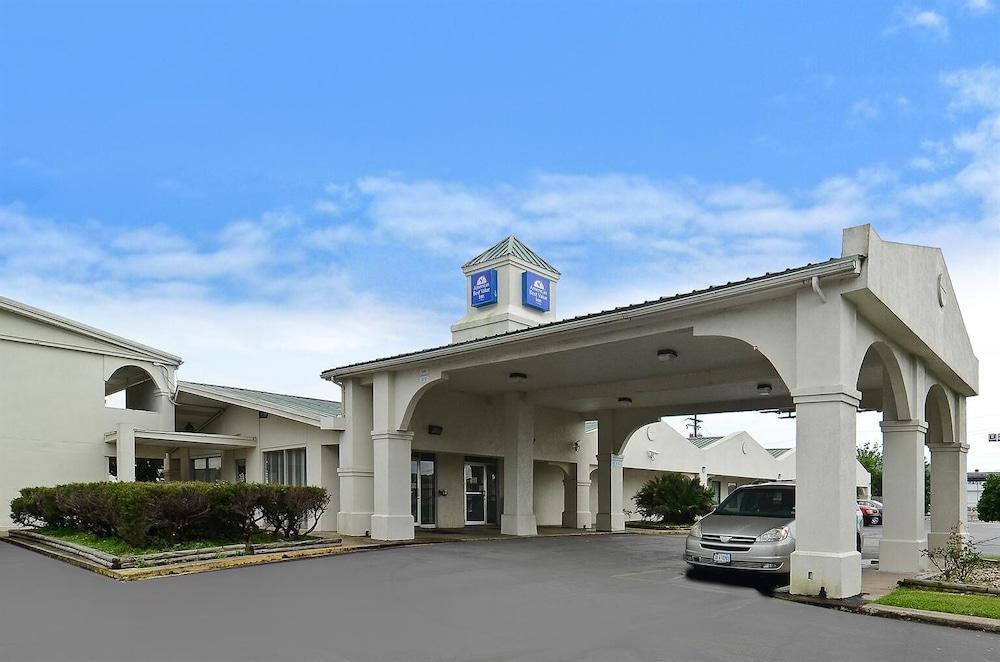 Americas Best Value Inn Beaumont, TX photo 6