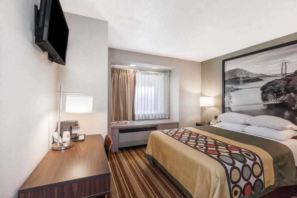 Super 8 by Wyndham Schenectady/Albany Area photo 9