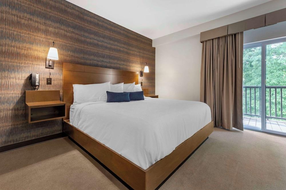 The Cranberry, an Ascend Collection Hotel photo 6
