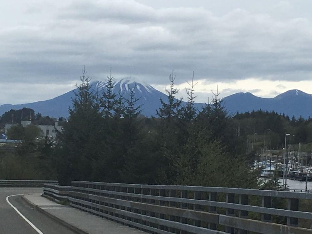 Sitka Hotel and Restaurant photo 20