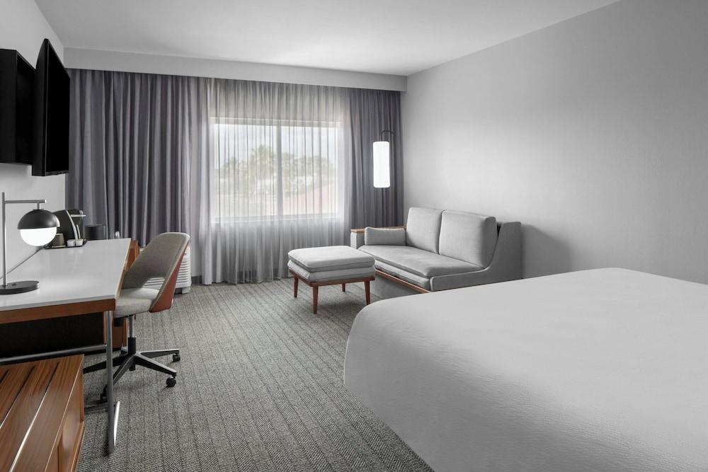 Courtyard by Marriott Tampa Oldsmar photo 15