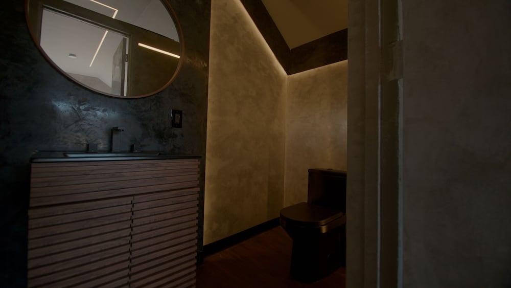 Emrose Luxury Cabins photo 8