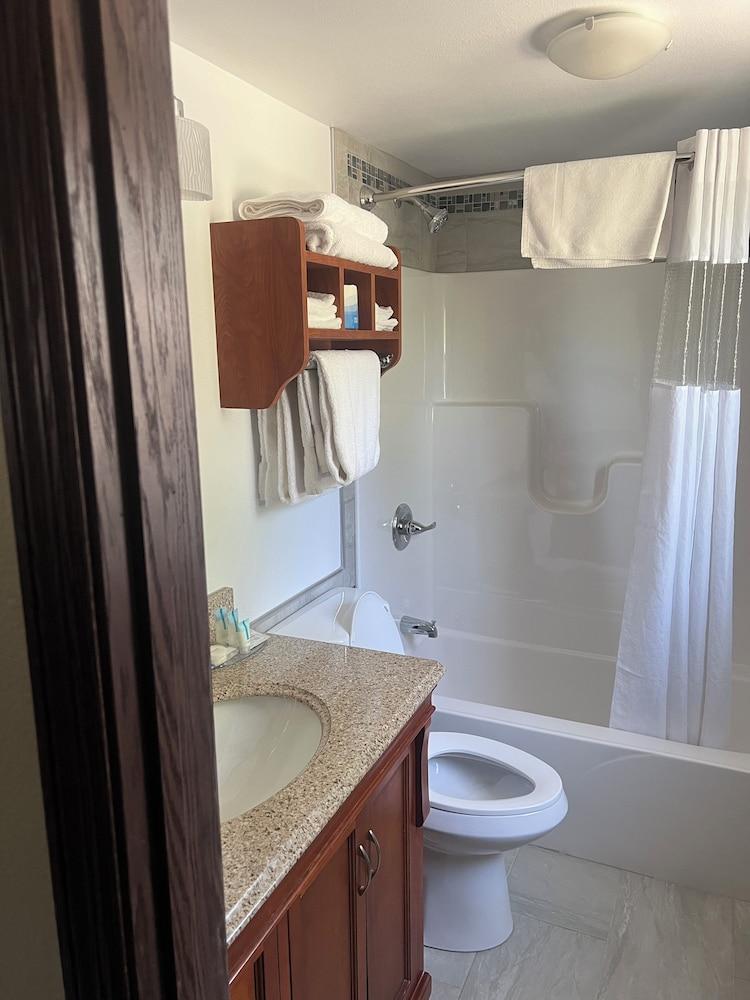 All Star Inn & Suites photo 98