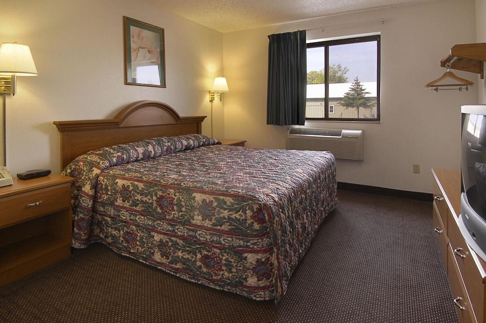 Super 8 by Wyndham Pulaski photo 5