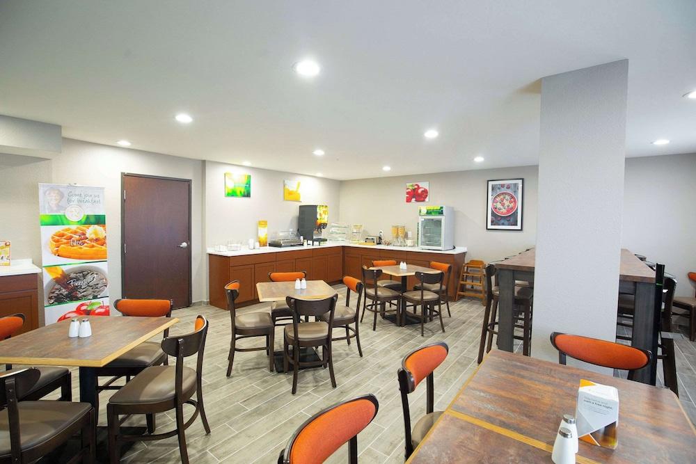 Quality Inn & Suites Hammond Near I-8090 photo 41