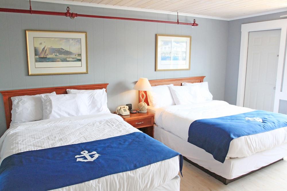 Fishermans Wharf Inn photo 12