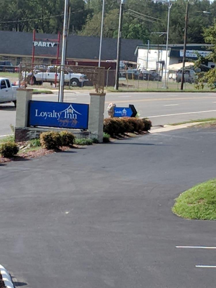 Loyalty Inn Rockingham photo 9