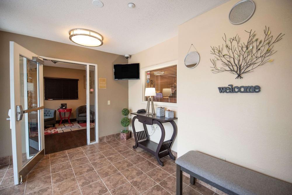 Sonesta Simply Suites Chicago Naperville photo 23