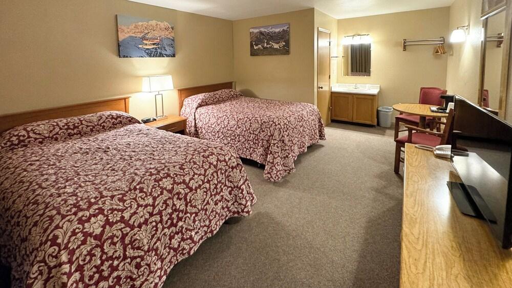 Young's Motel photo 11