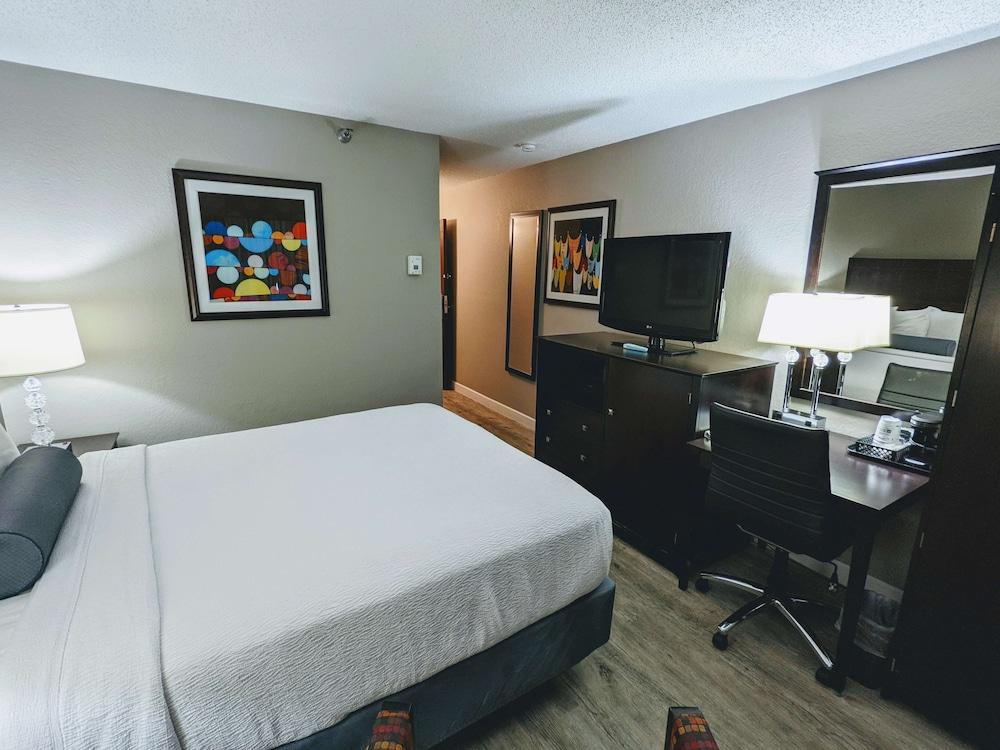 Spark by Hilton Eden Prairie photo 4