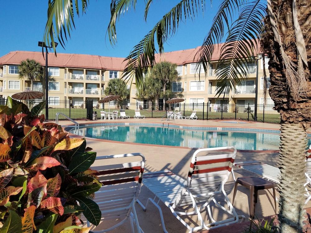 Parc Corniche Condominium Suite Hotel photo 69