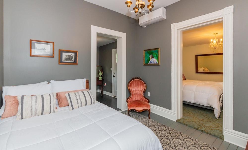 Historic Hotel Broadalbin photo 5