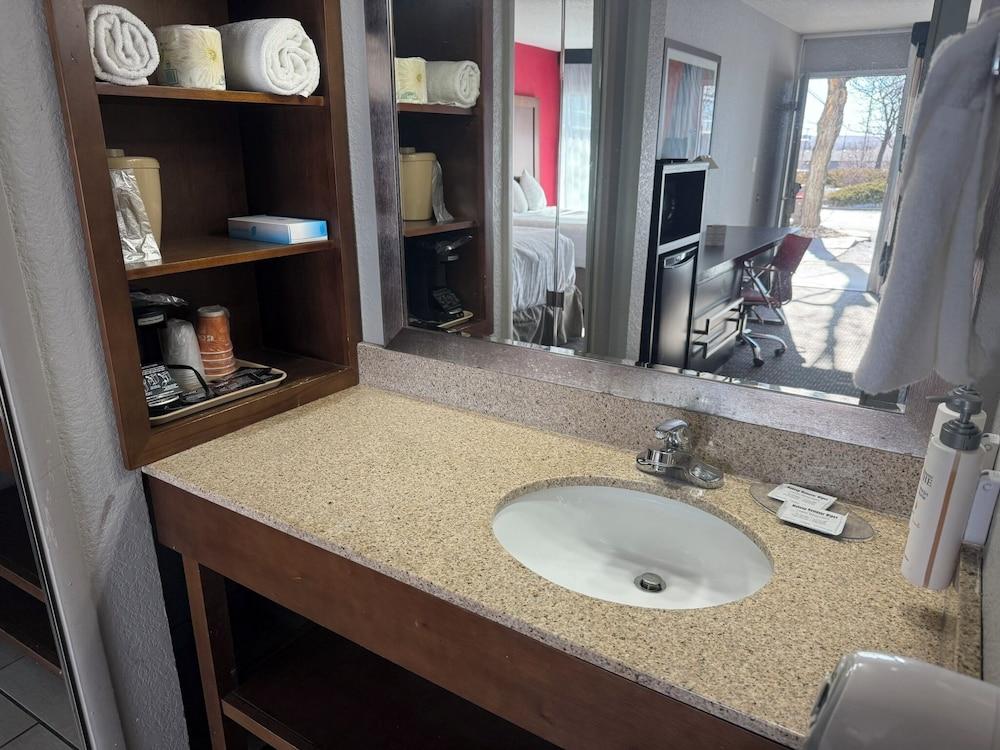 Sonesta Essential Rapid City photo 17