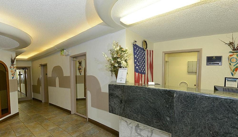 Howard Johnson by Wyndham Benton Harbor/St. Joseph photo 16
