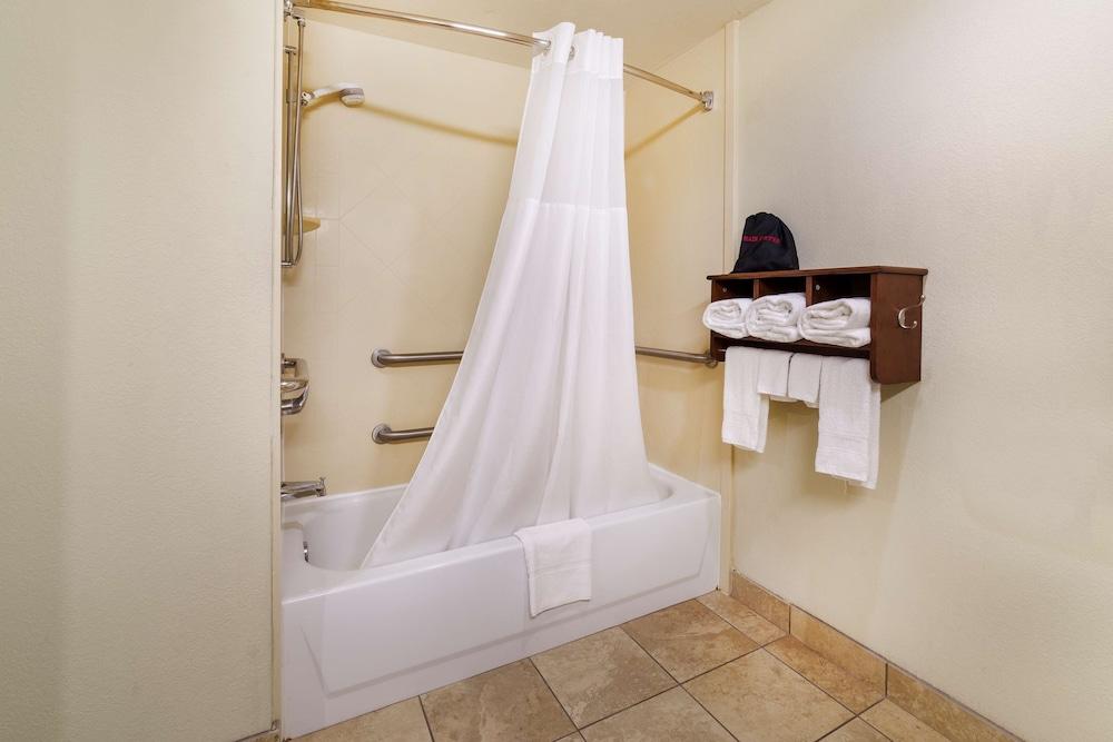 Holiday Inn Express & Suites Port Charlotte by IHG photo 23