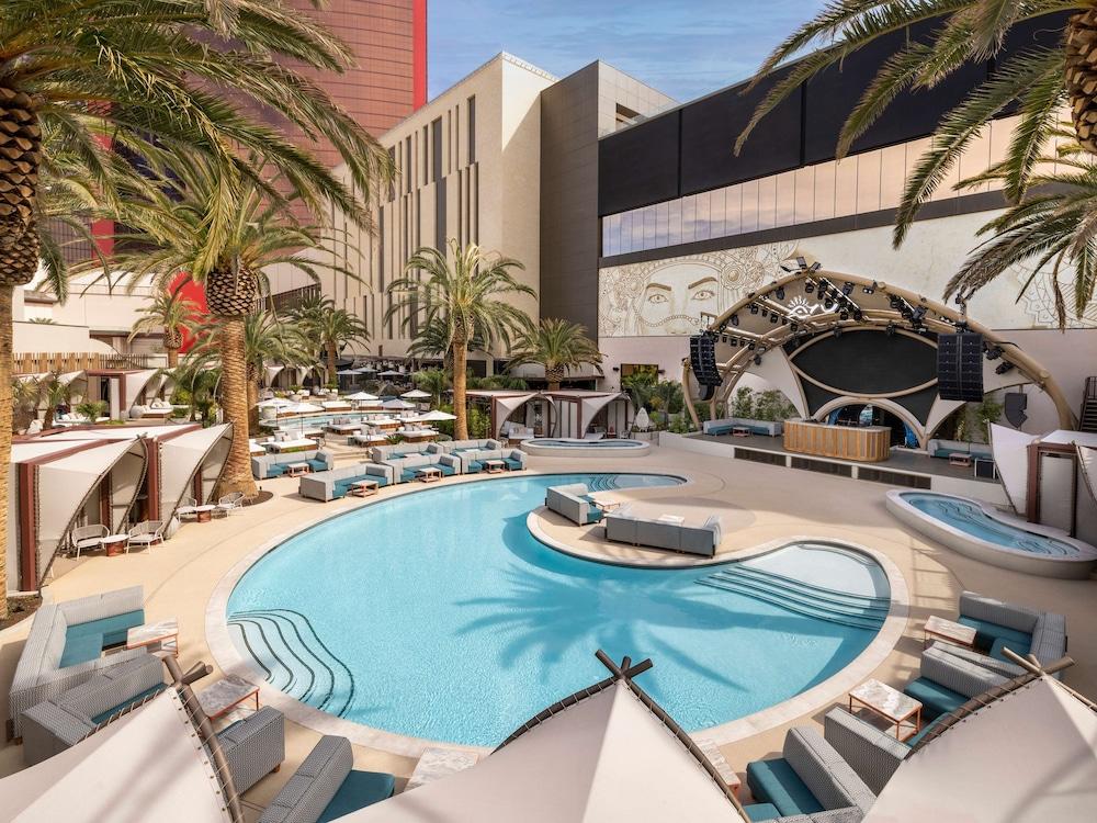 Conrad Las Vegas at Resorts World photo 8