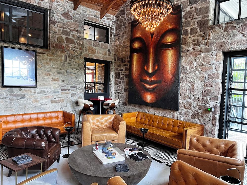 Logan Inn photo 4