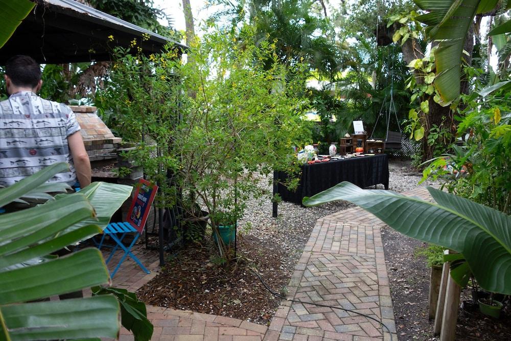 Manatee Palms photo 92