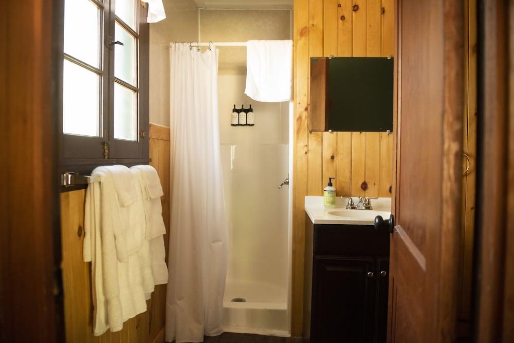 Forest Hill Lodge & Cabins photo 15