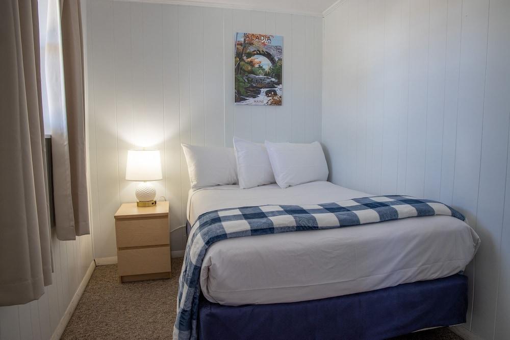 Isleview Motel and Cottages photo 2