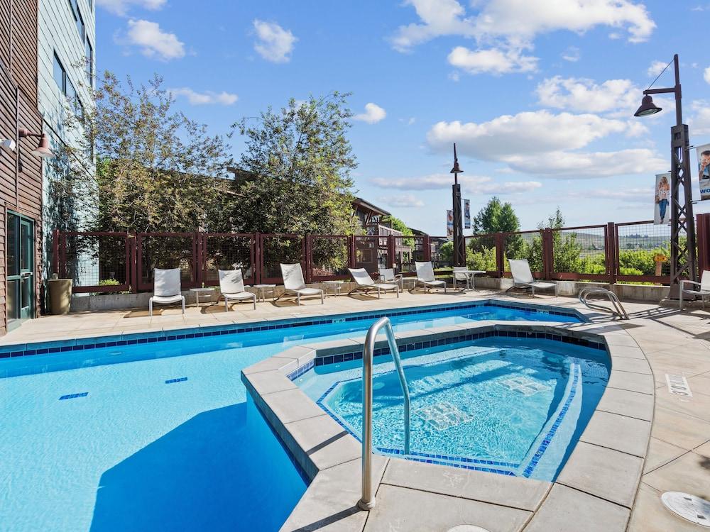 Newpark by All Seasons Resort Lodging photo 78