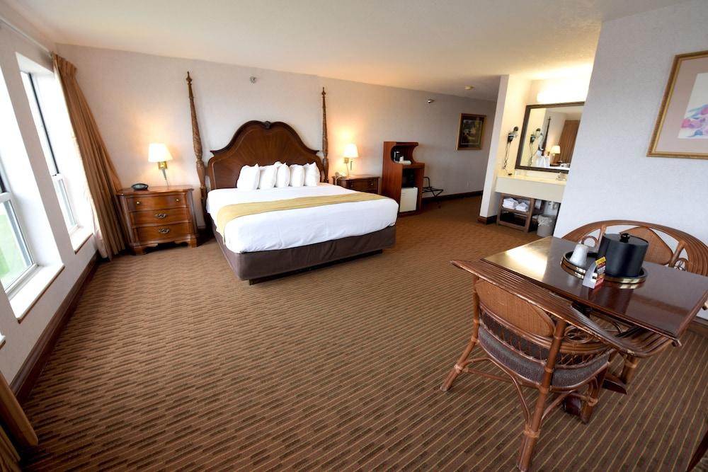 Crown Choice Inn & Suites Lakeview & Waterpark photo 33