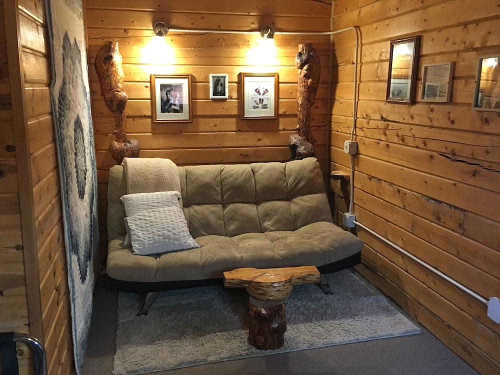 Earthsong Lodge photo 26
